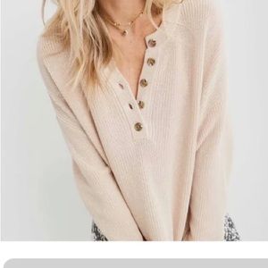 AERIE Long sleeves sweater light blue 1/2 button down size medium